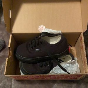 Toddler girl  7.5 size all black vans . Very gently used